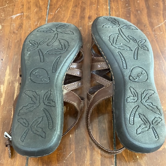 b.o.c. brown sandals (sz 7) - Picture 6 of 8